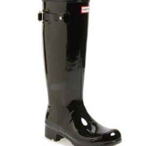 HUNTER glossy black tall rain boots size 8